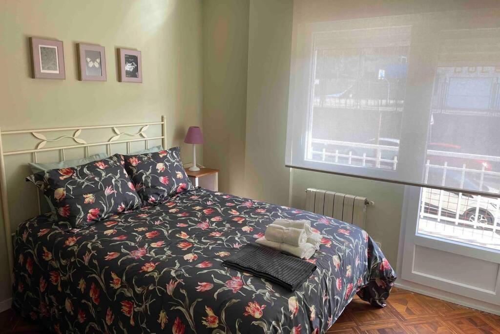 Coqueto Apartamento Cerca De La Playa Santander Bagian luar foto